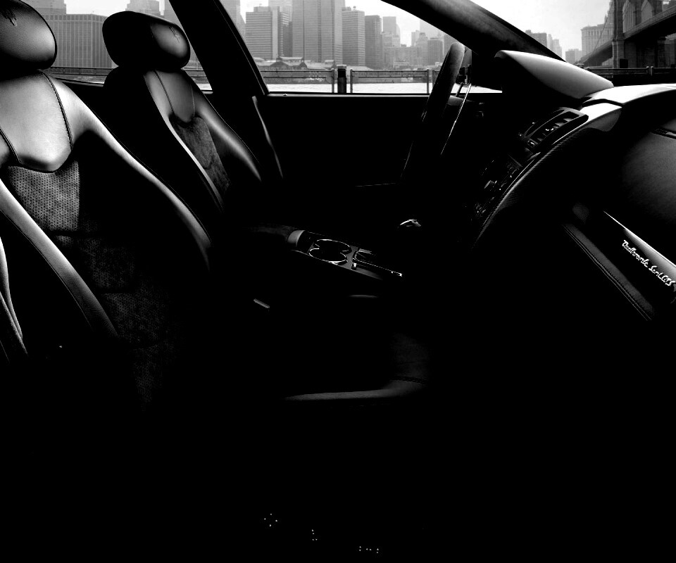 Салон мазерати quattroporte обои