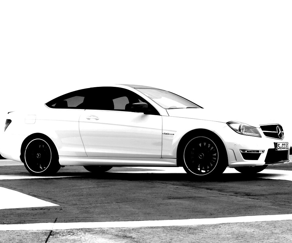 Mecedes C63 обои
