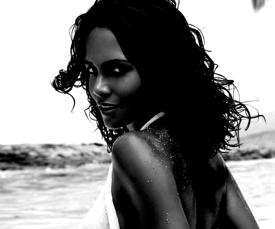 Холи Берри обои