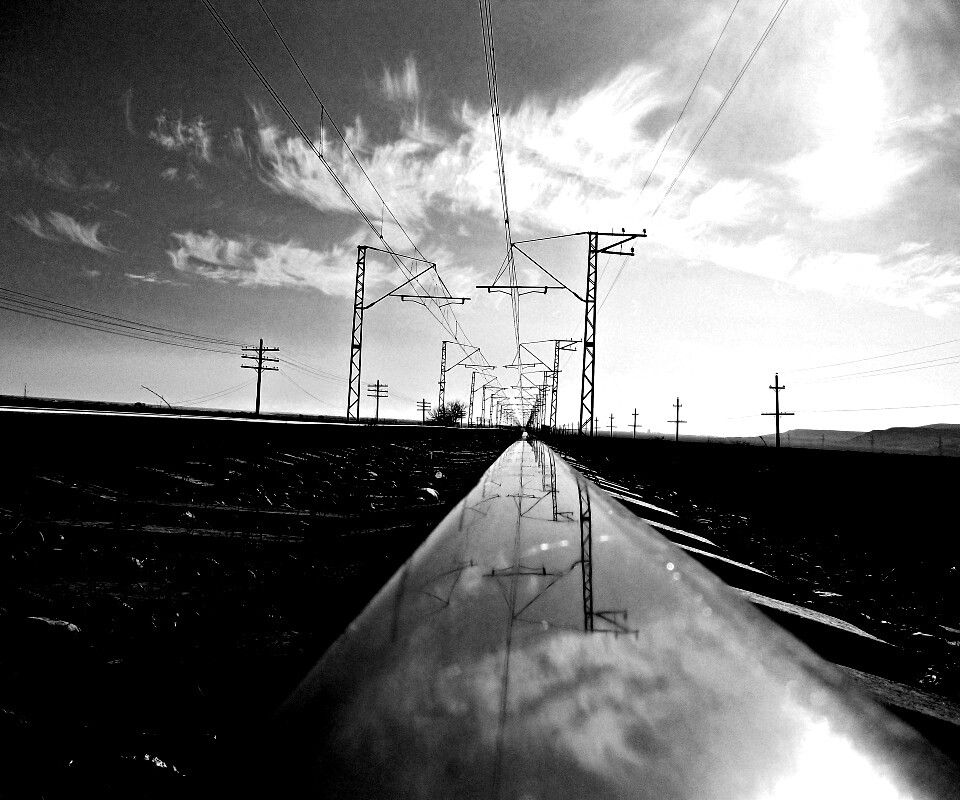 Фото вдоль железной дороги обои