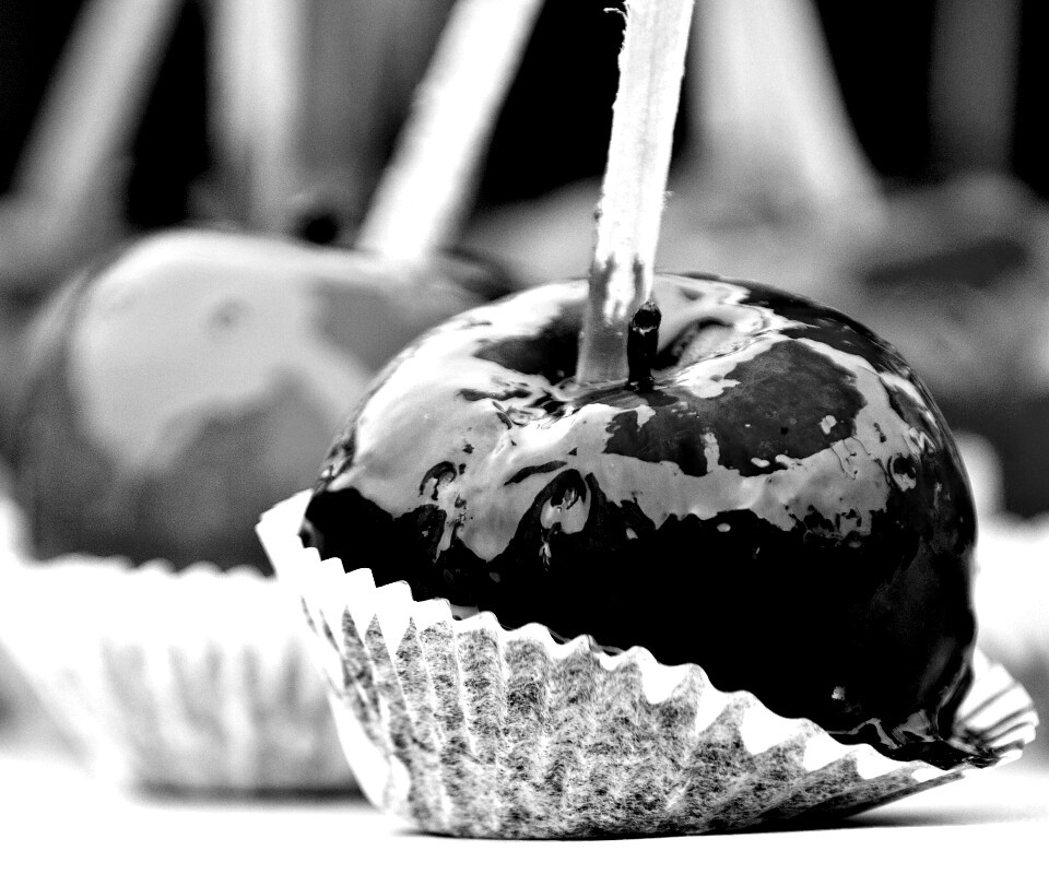 Яблочко в карамели обои