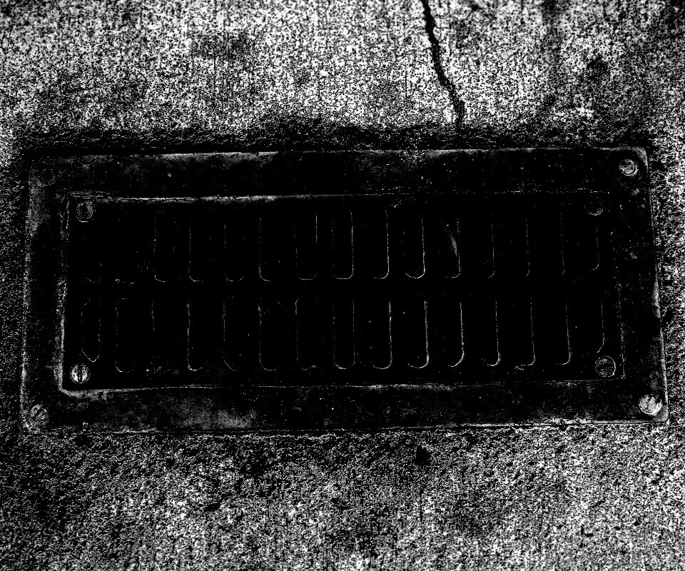 Канализационная решетка обои