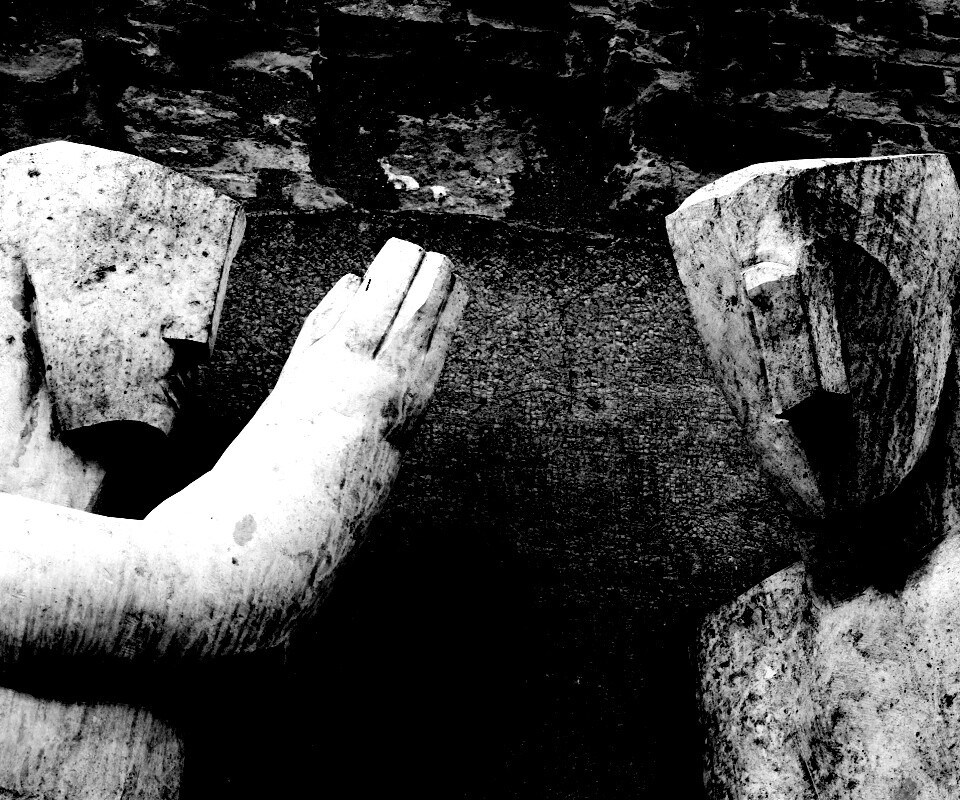 Берлинские каменные скульптуры обои