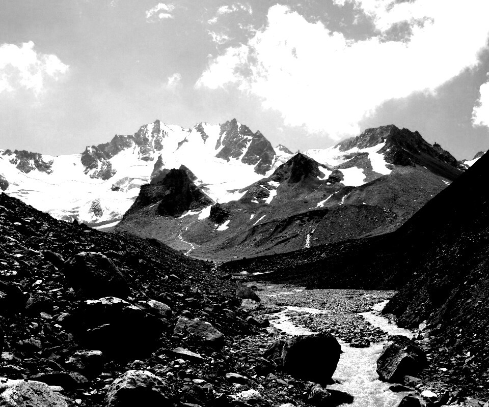 Горный пейзаж обои