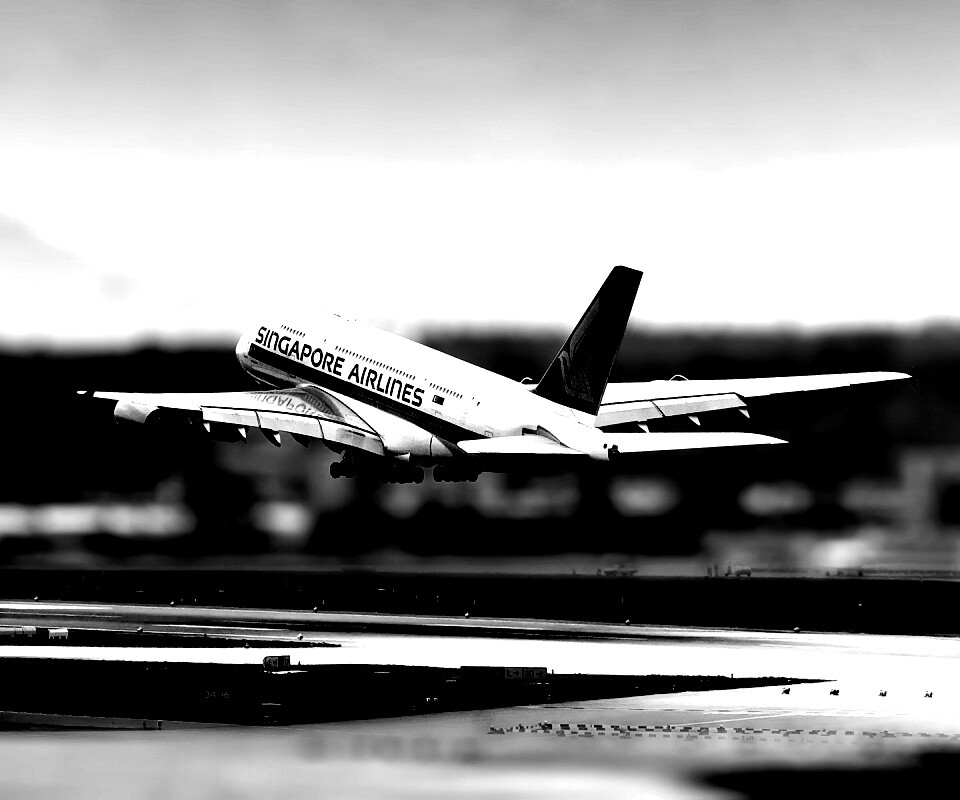 Взлет гражданского самолета обои