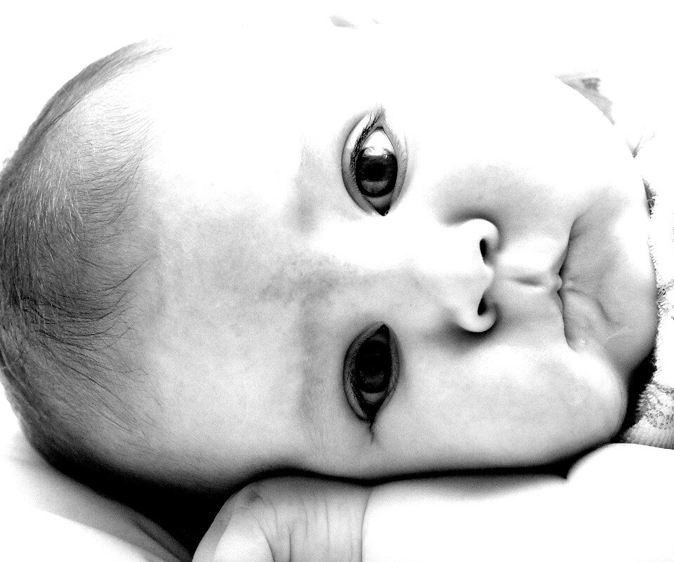 Задумчивый обои