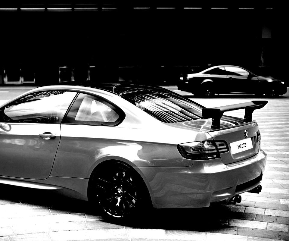 Оранжевый BMW M3 обои