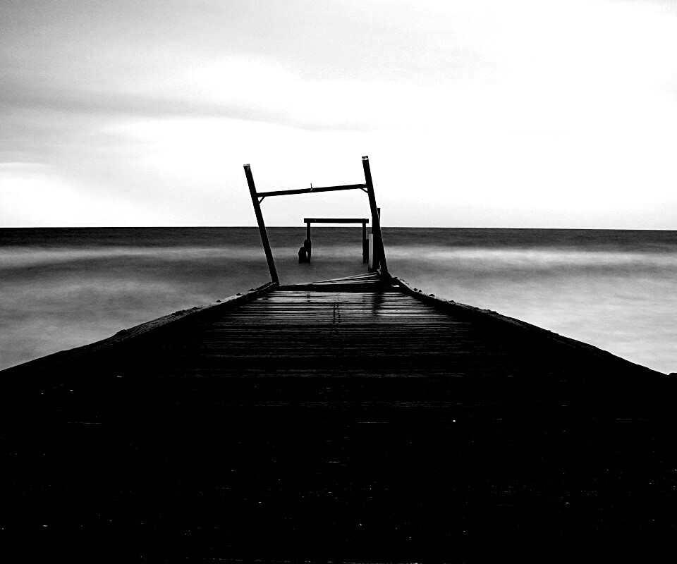 Мостки до горизонта обои