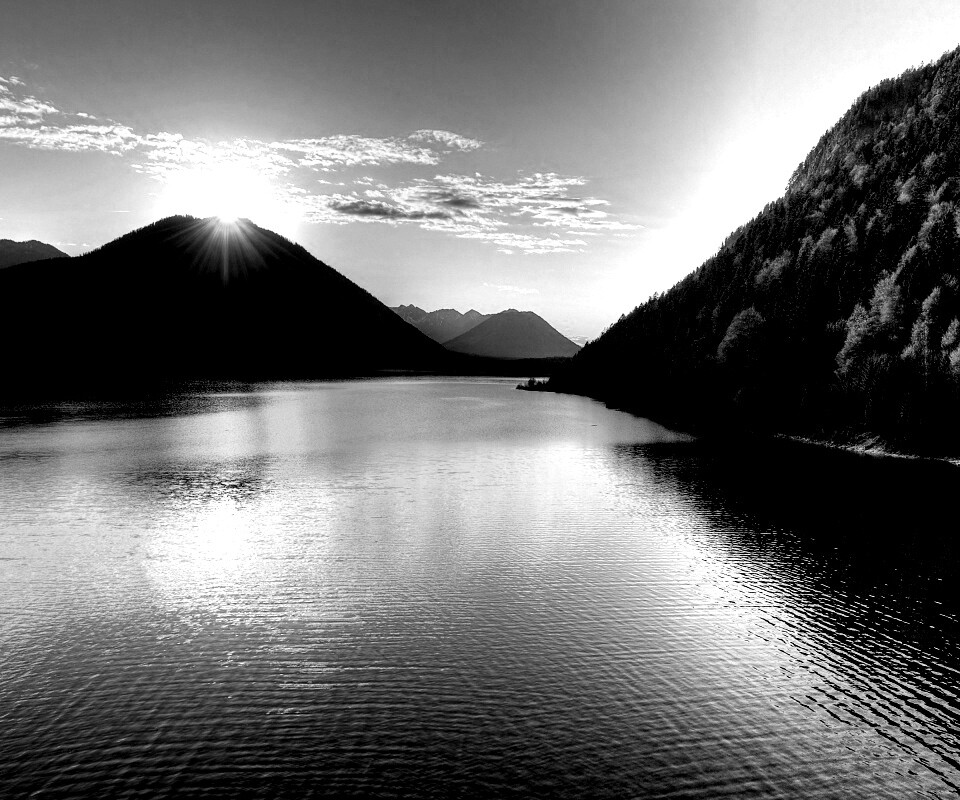 Закат в горах обои