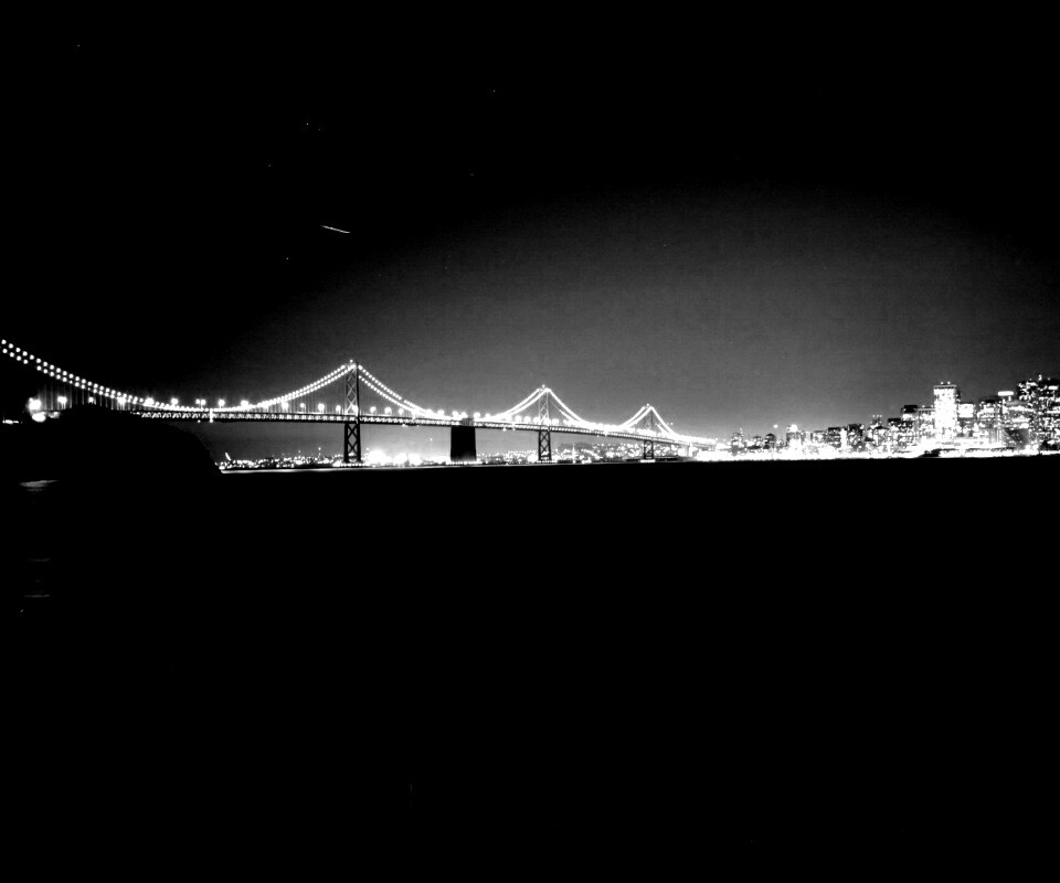 Вид на ночной мост обои