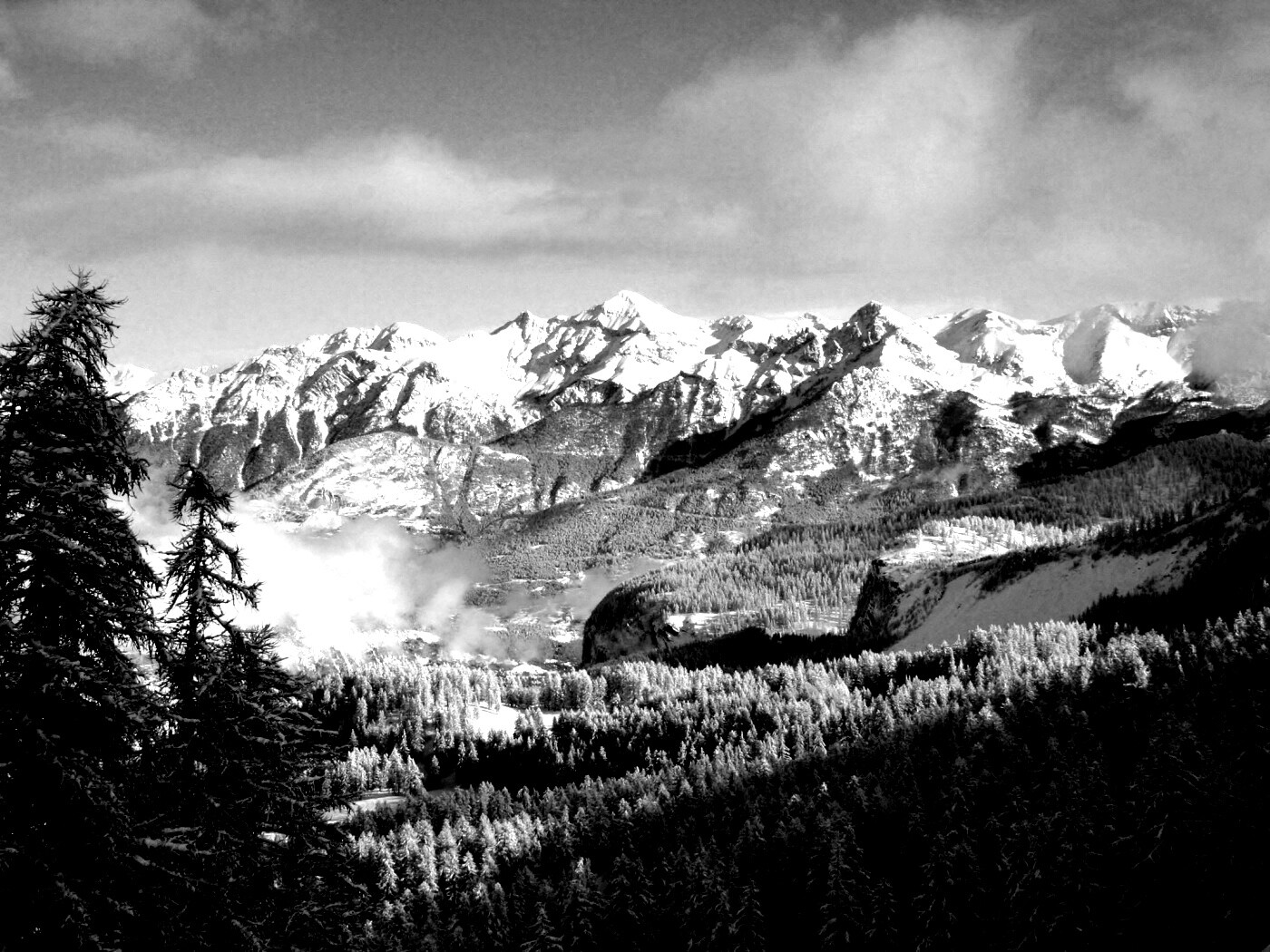 Горный пейзаж обои