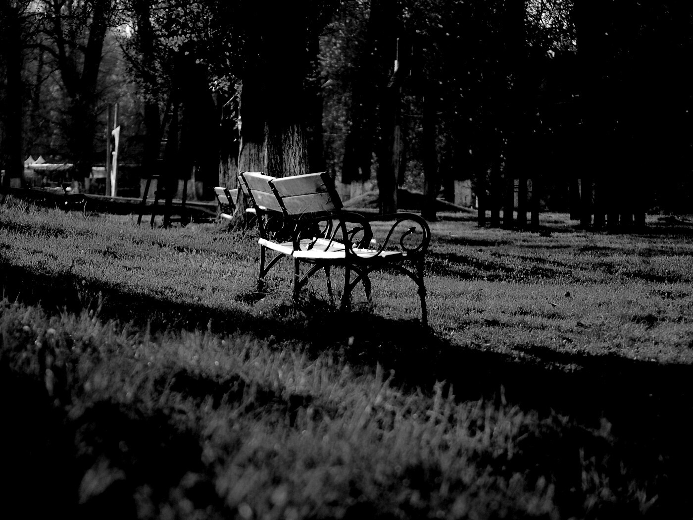 Скаймейка в осеннем парке обои