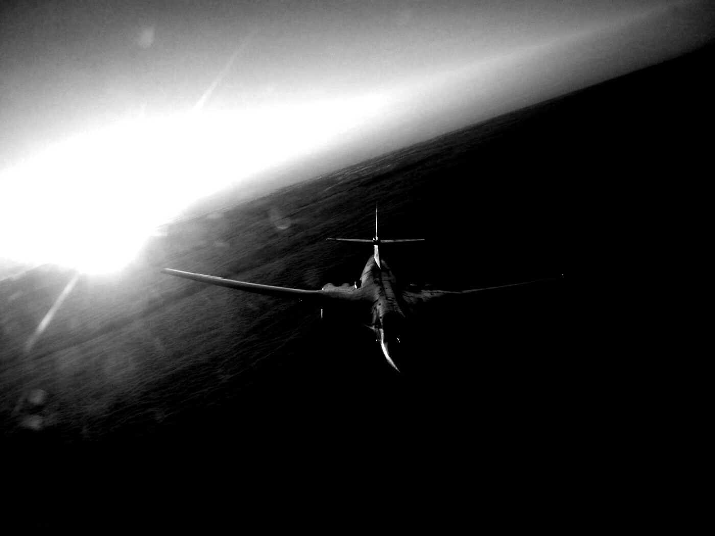 Ту 160 над облаками обои