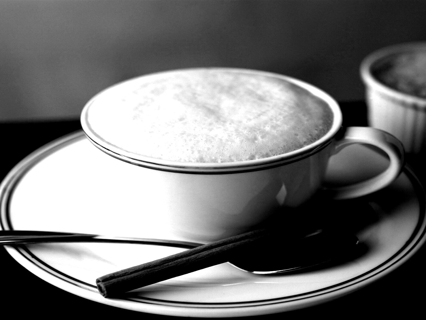 Чашечка кофе с корицей обои