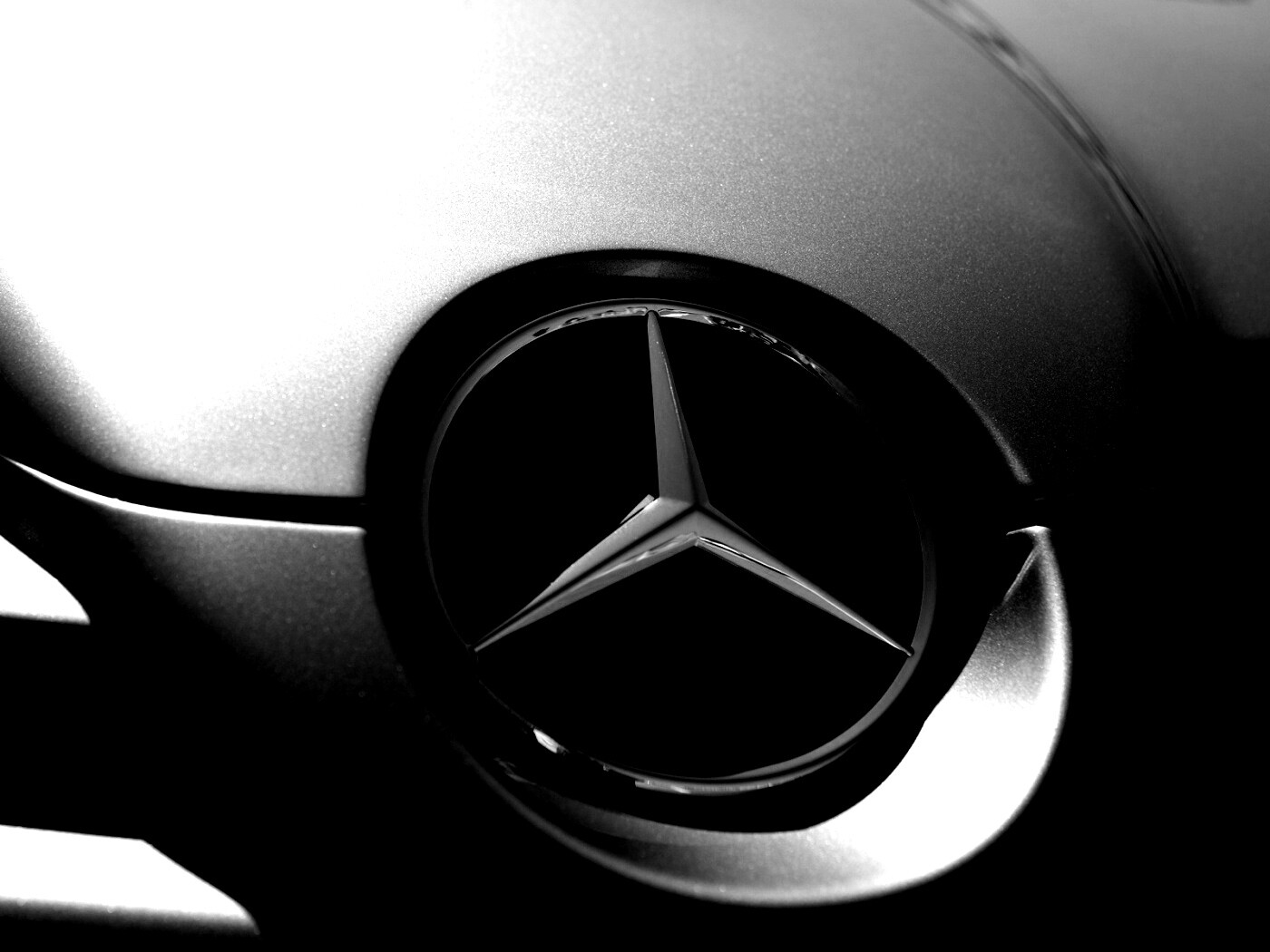 Логотип Мерседес обои