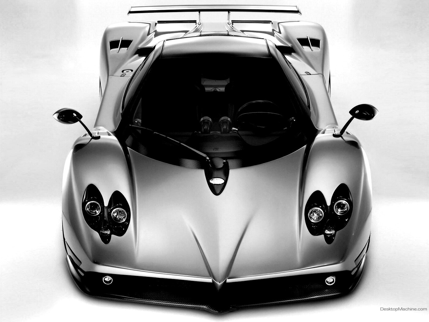 Pagani Zonda спереди обои