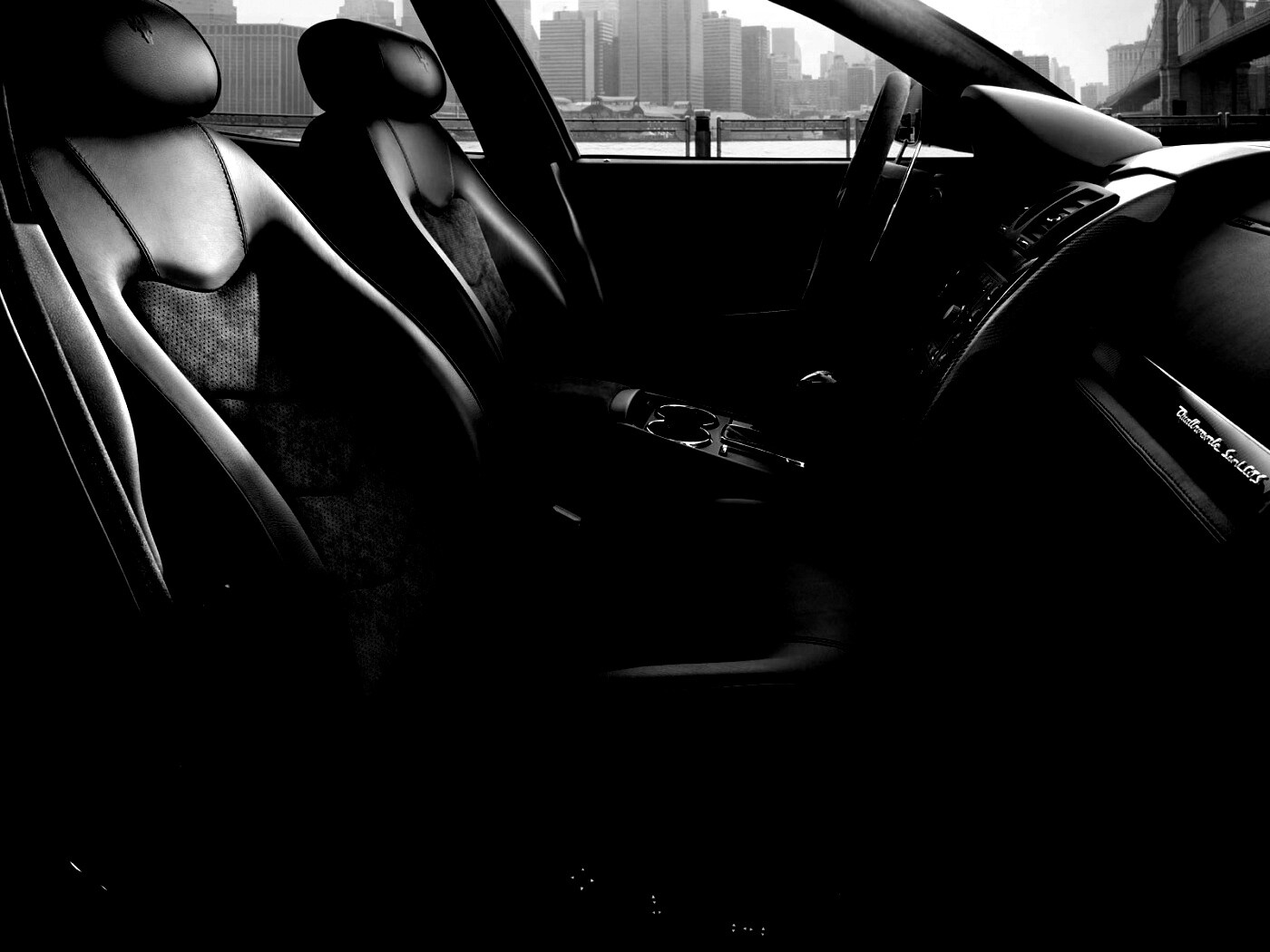 Салон мазерати quattroporte обои