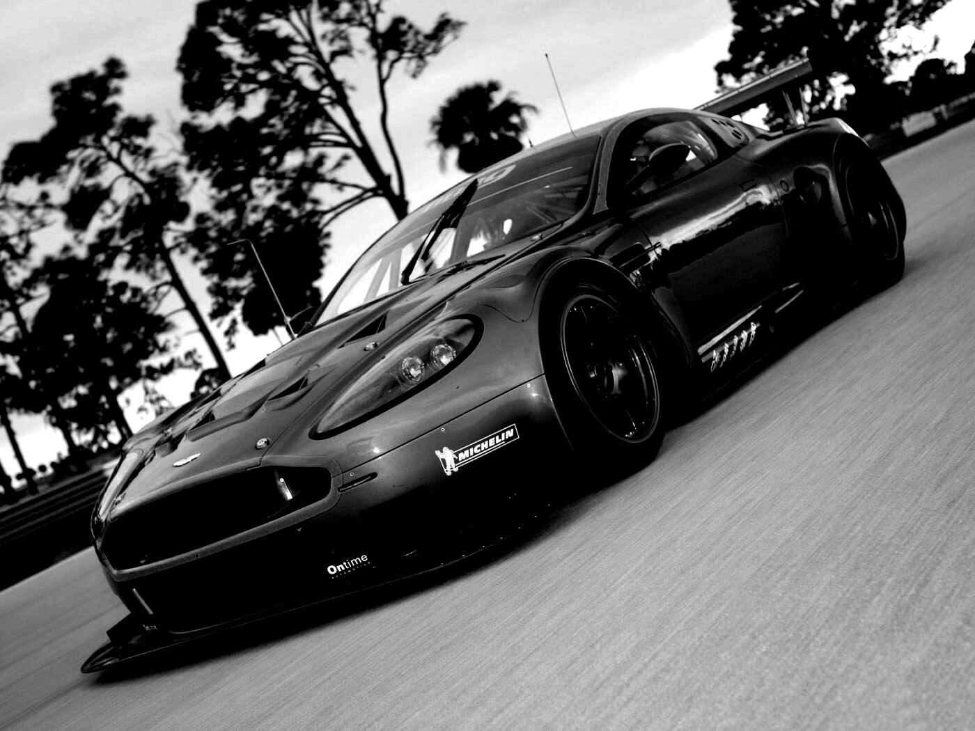 Aston Martin обои