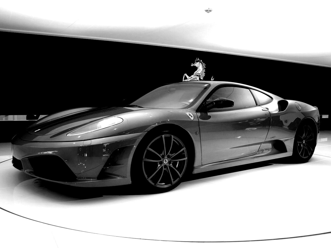 Ferrari F430 Scuderia на выставке обои