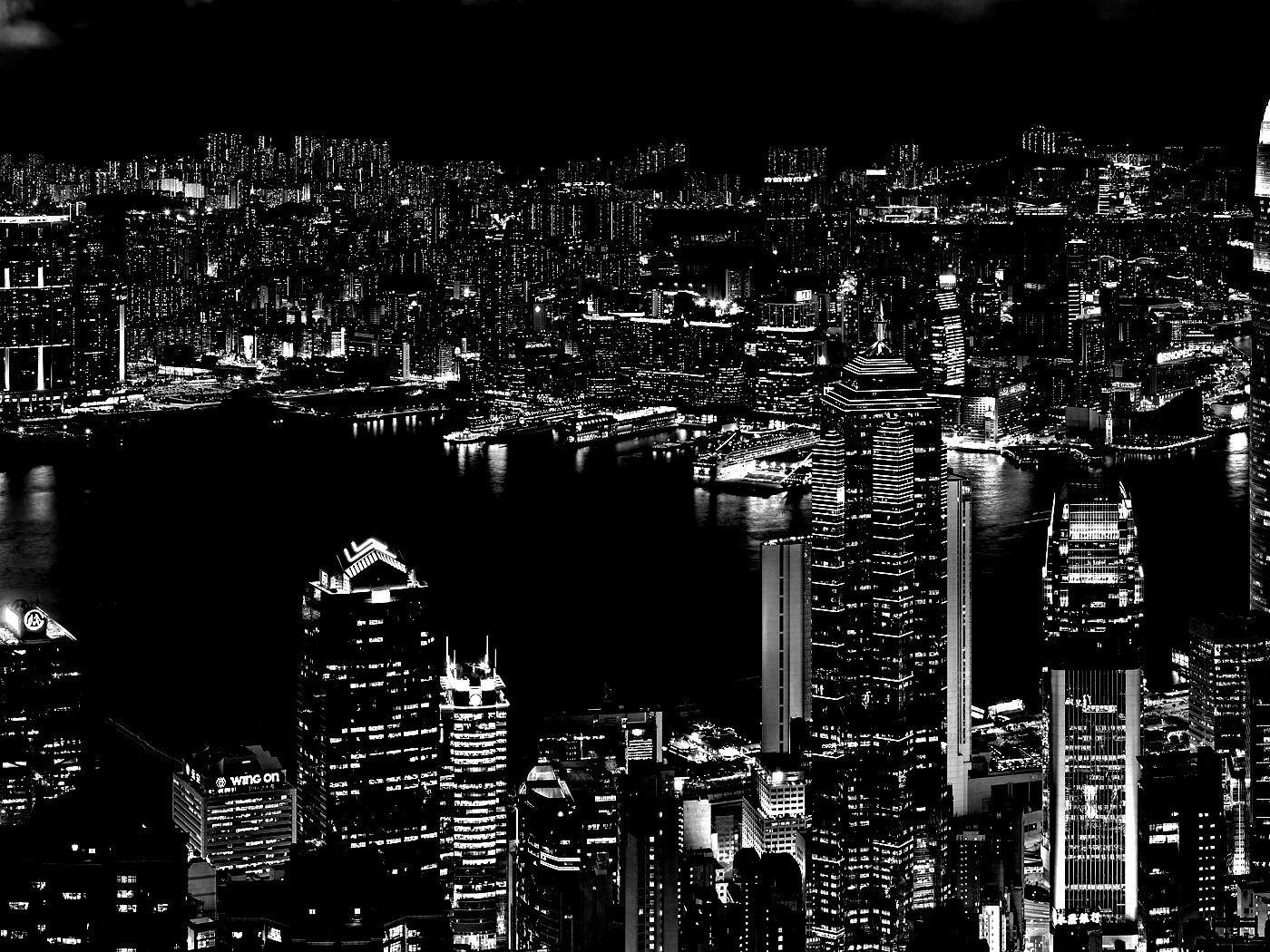 Небоскребы ночью обои