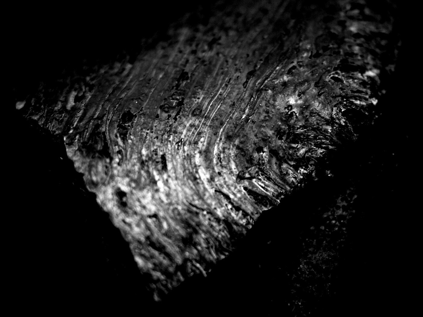 Металл с радужным отливом обои