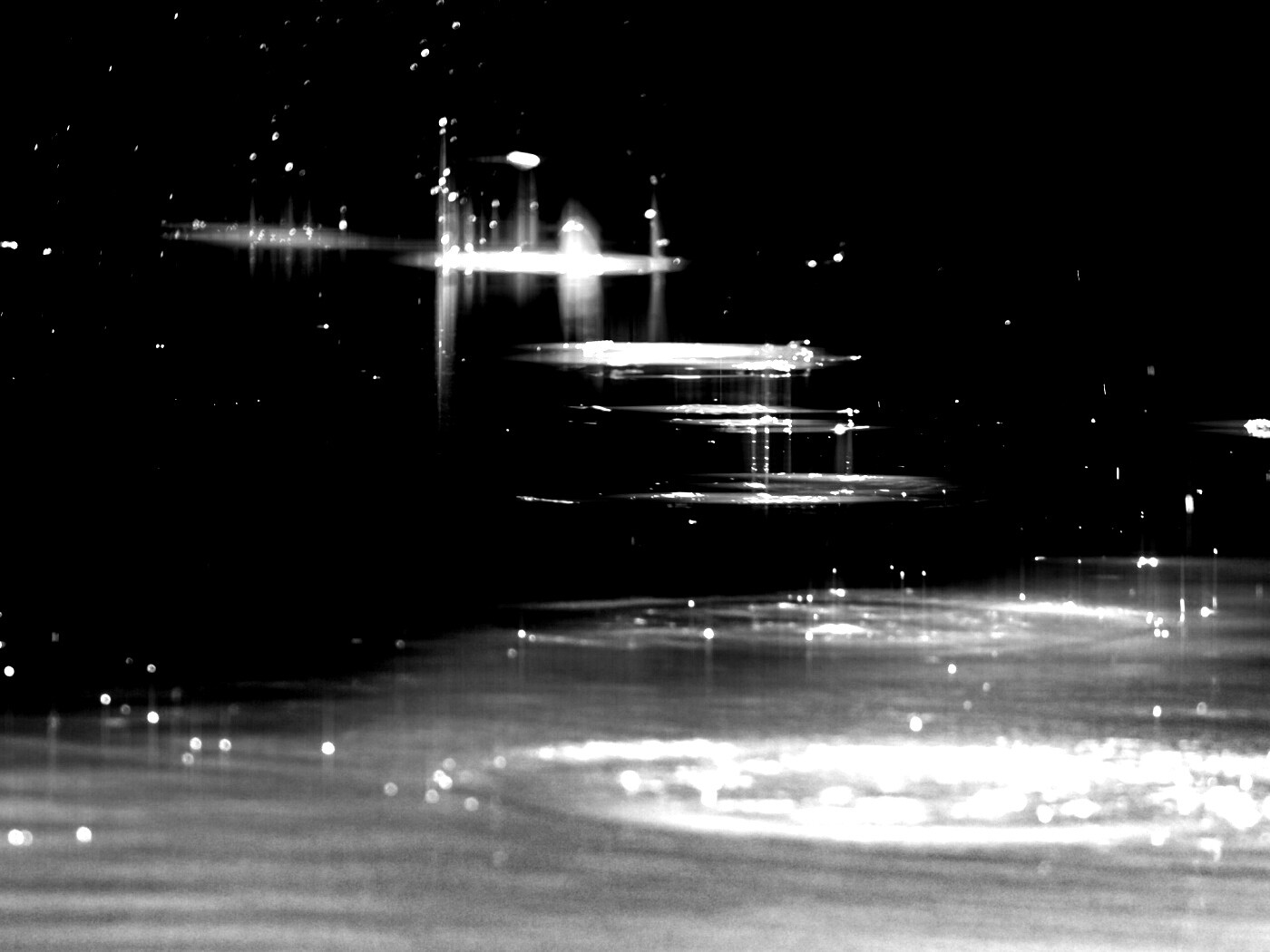 Круги на воде обои