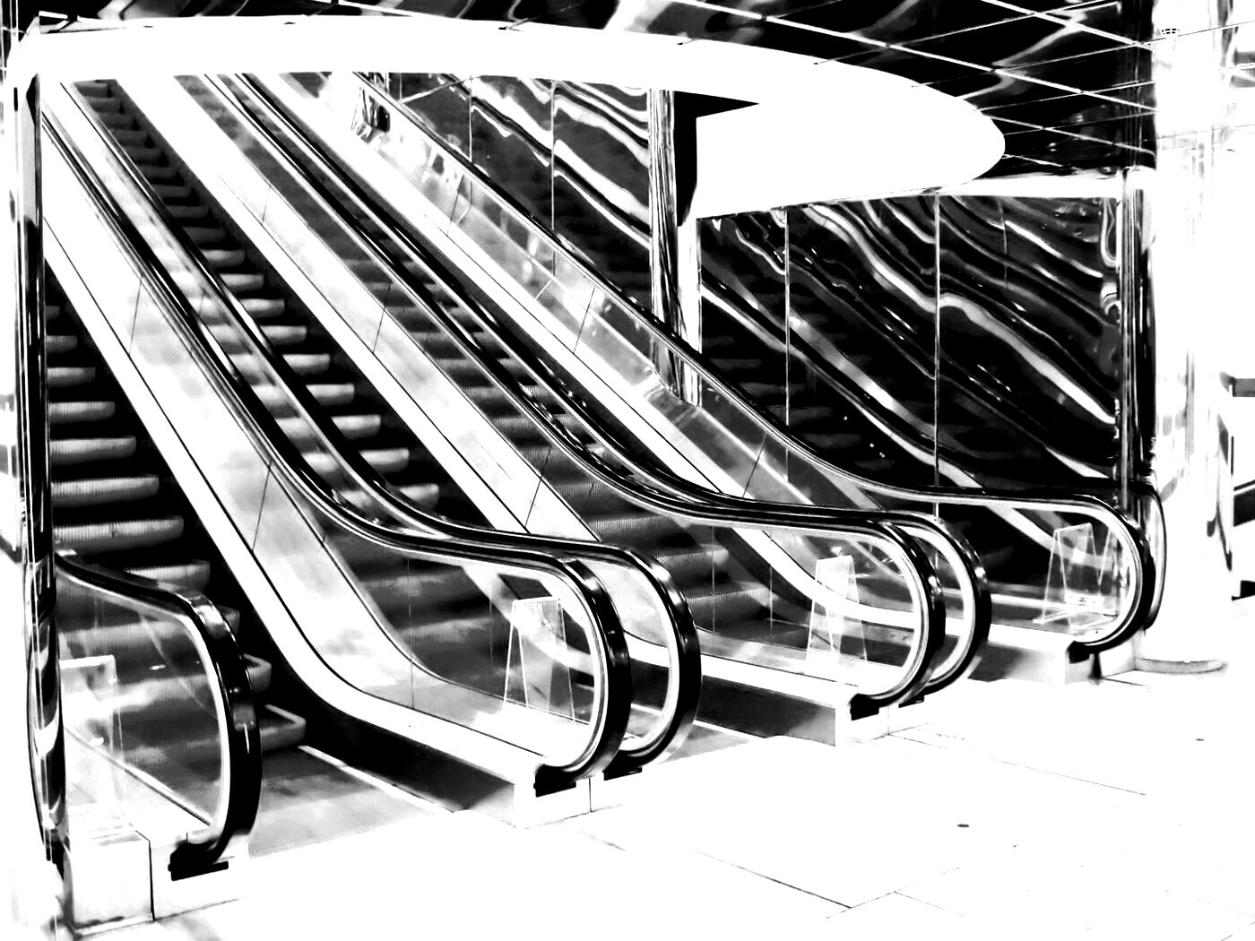 Современный эскалатор обои