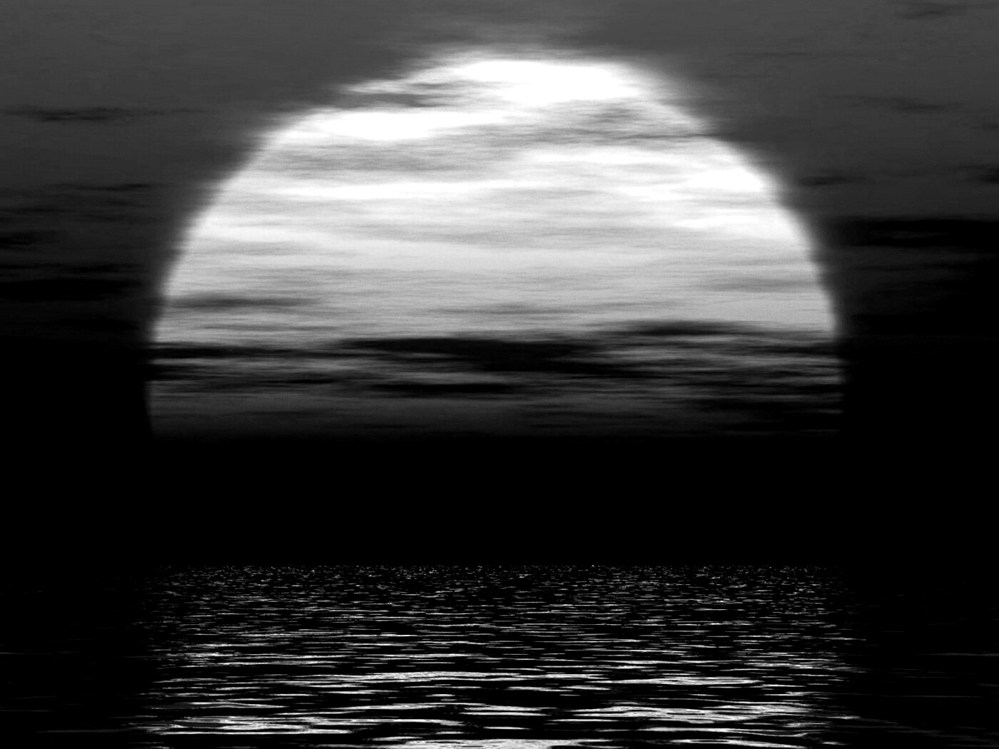 Закат над морской гладью обои