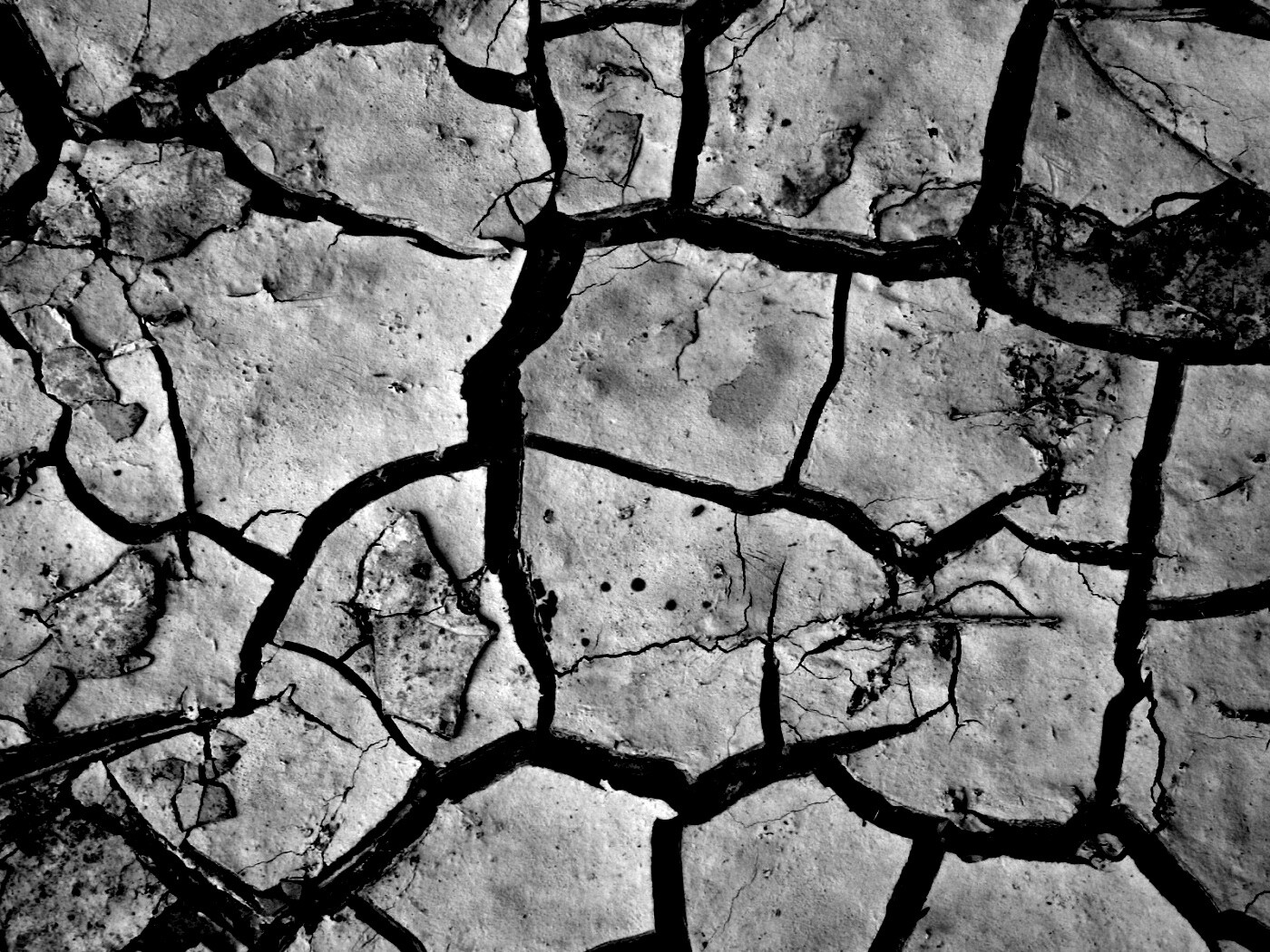 Сухая растрескавшаяся глина обои