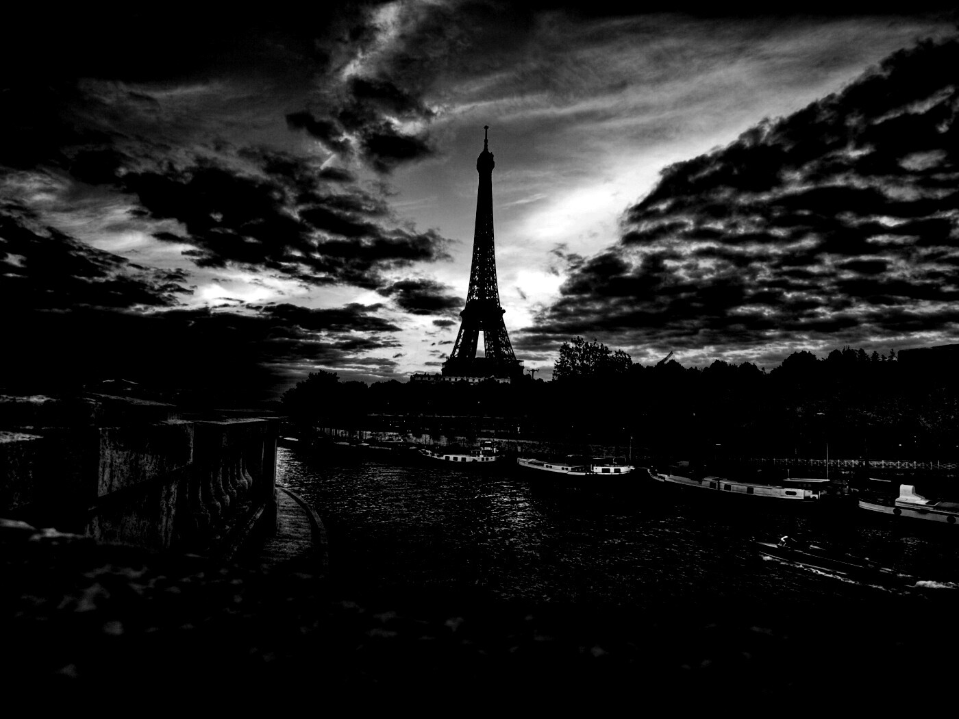 Башня Эйфеля в Париже обои