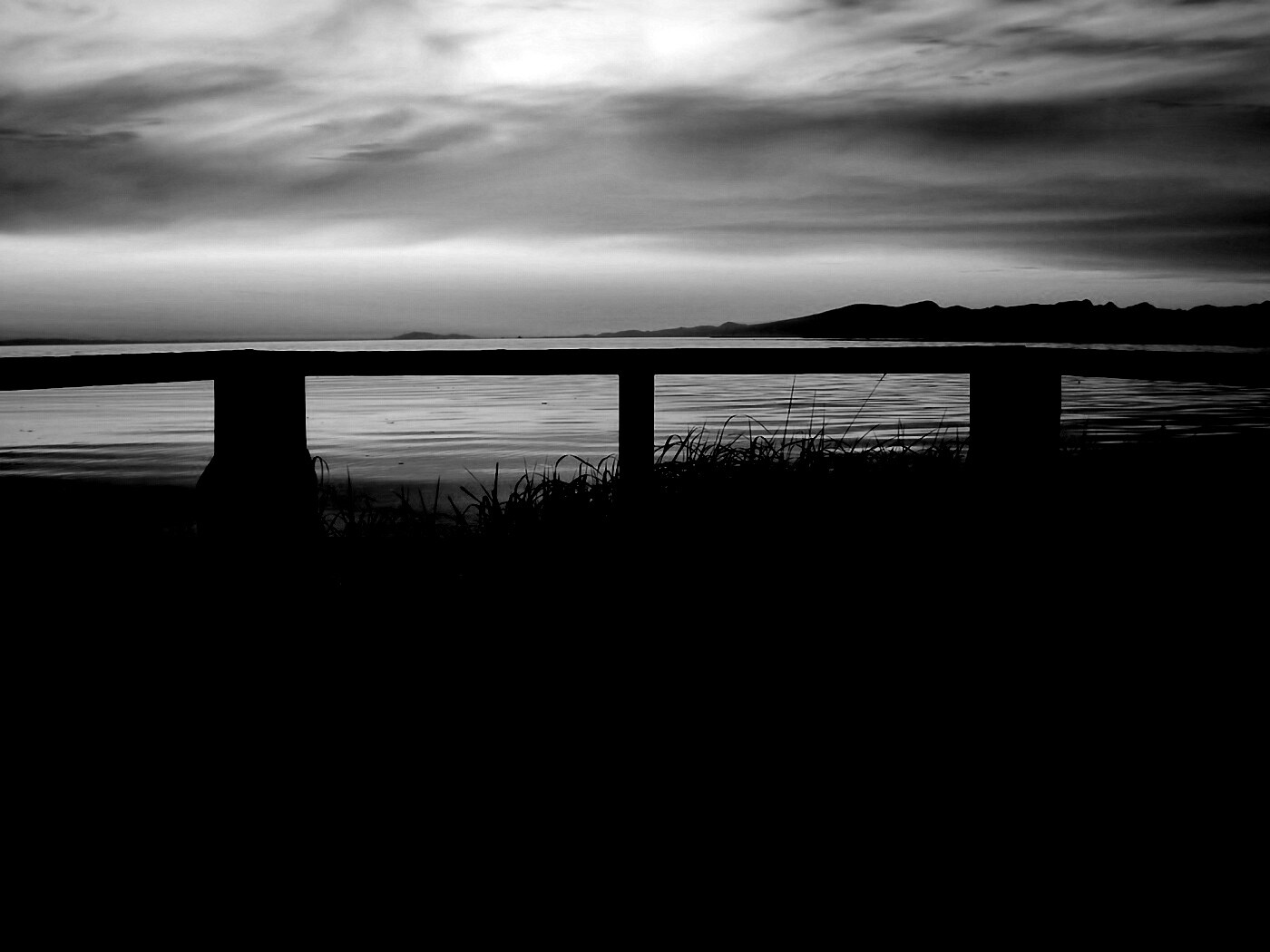 Терасса на море обои