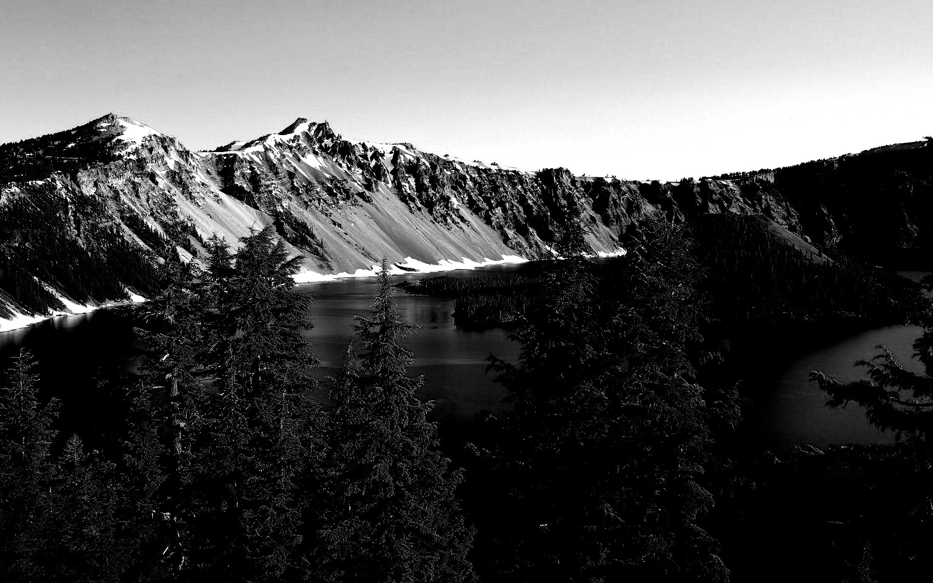 Озеро в кратере обои