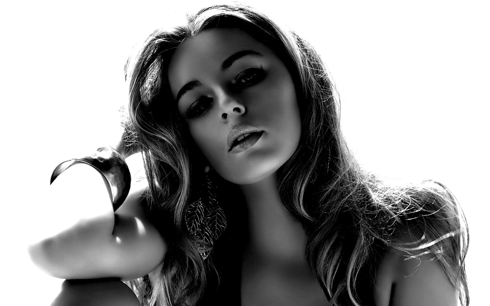 Томный взгляд обои