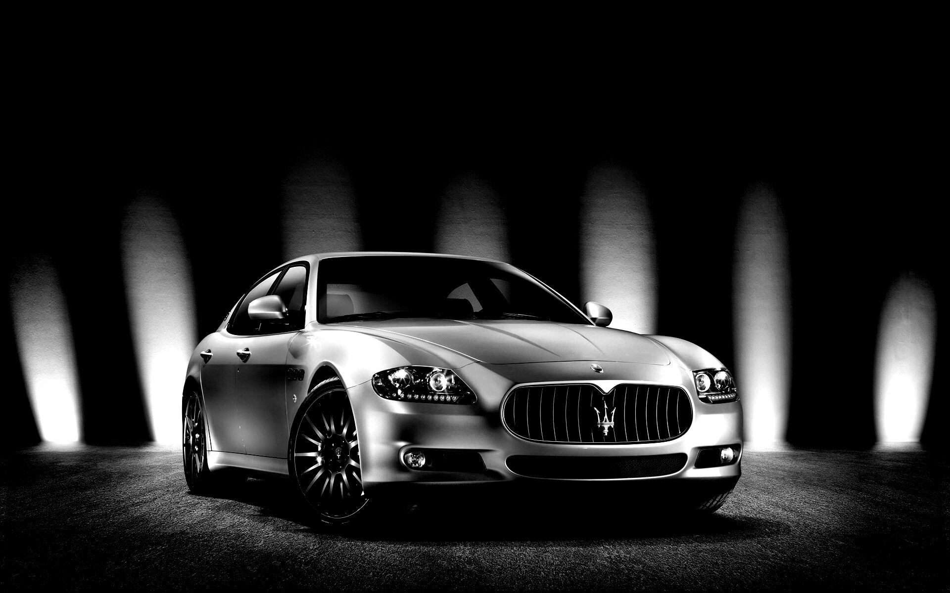 Maserati Quattroporte обои
