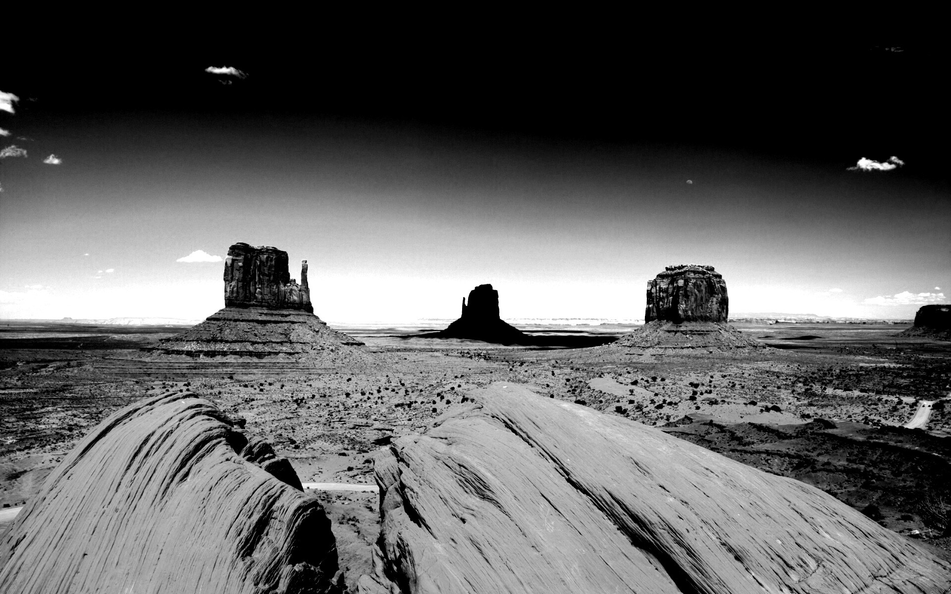 Долина монументальных гор обои