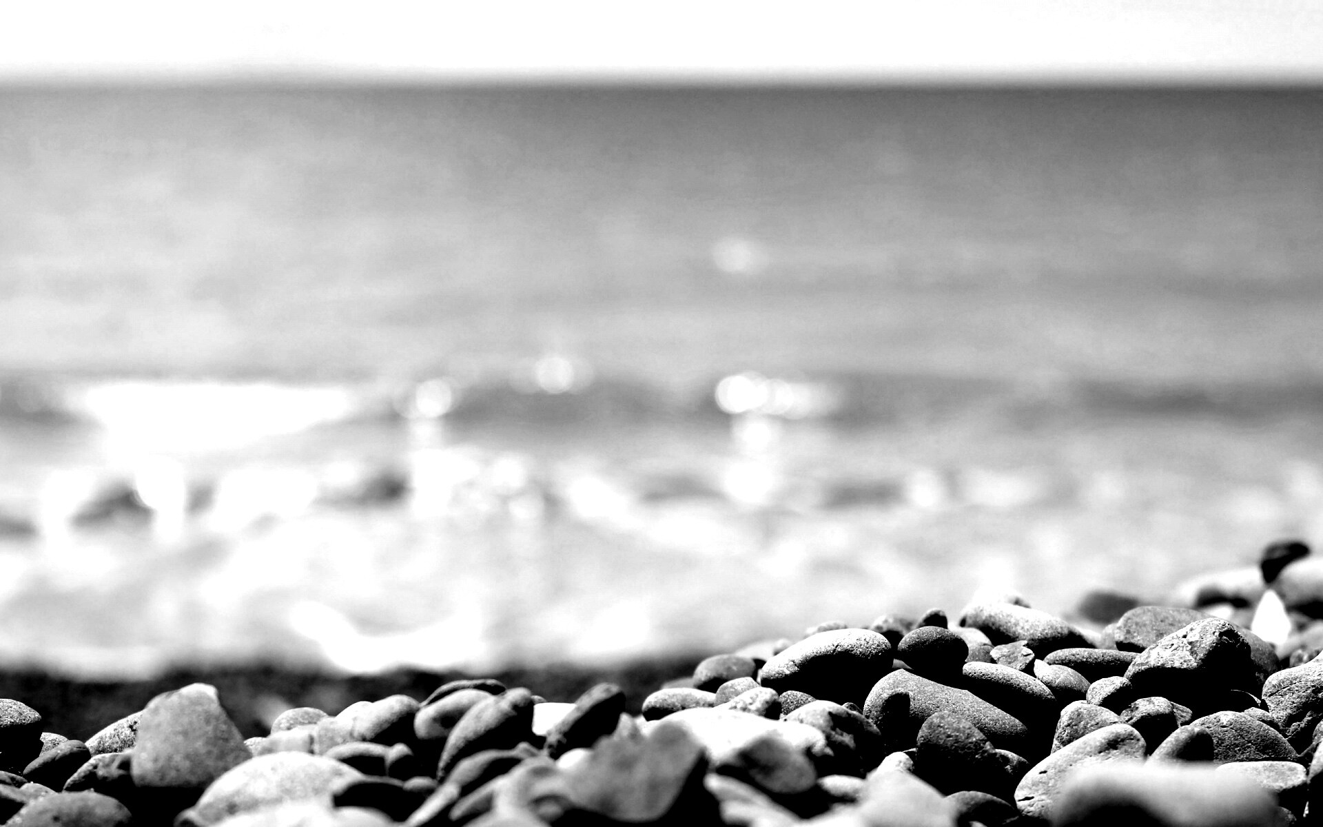 Пляж из гальки обои