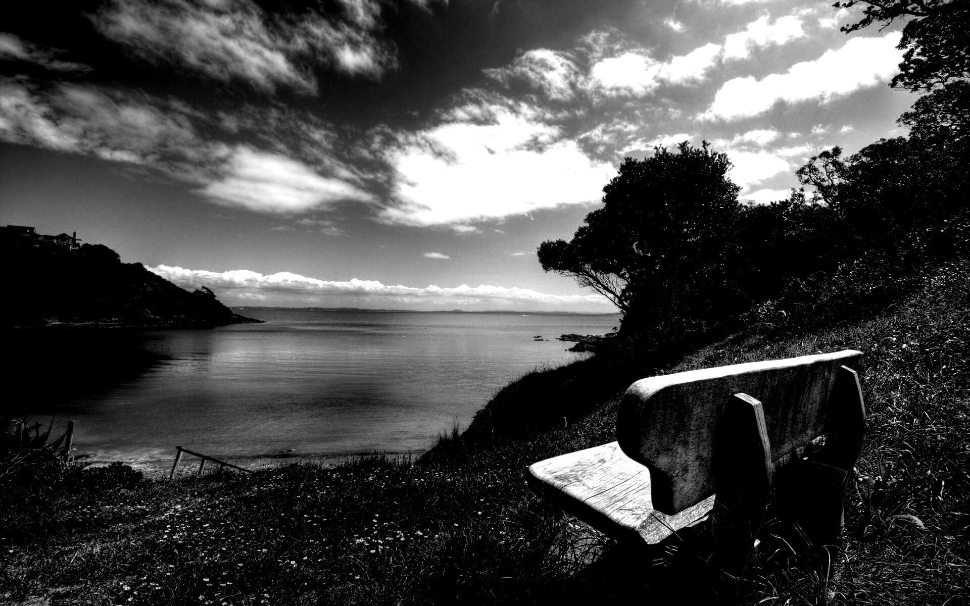 С видом на море обои