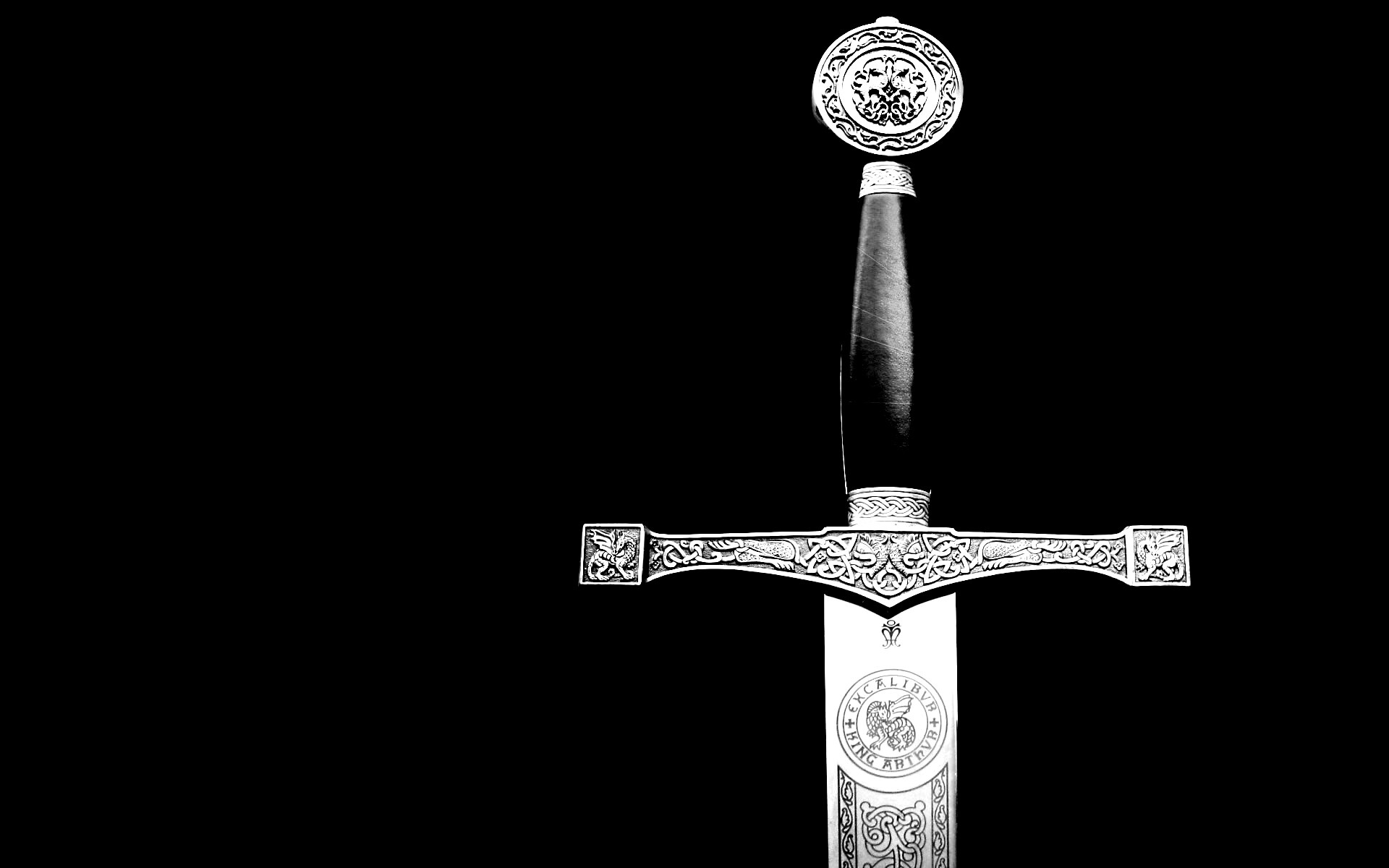 Гарда и эфес средневекового меча обои