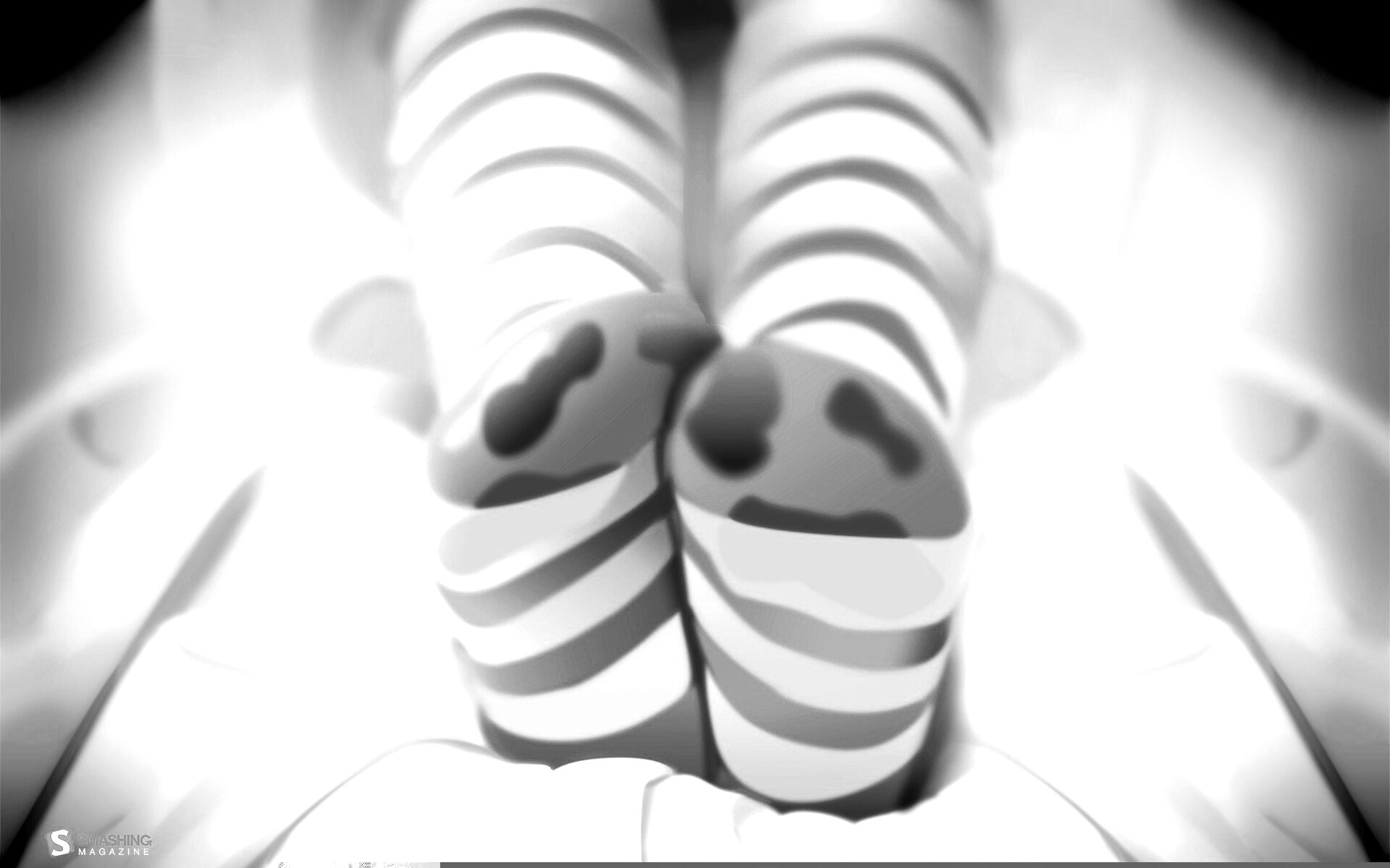 Ножки в полосатых чулках обои