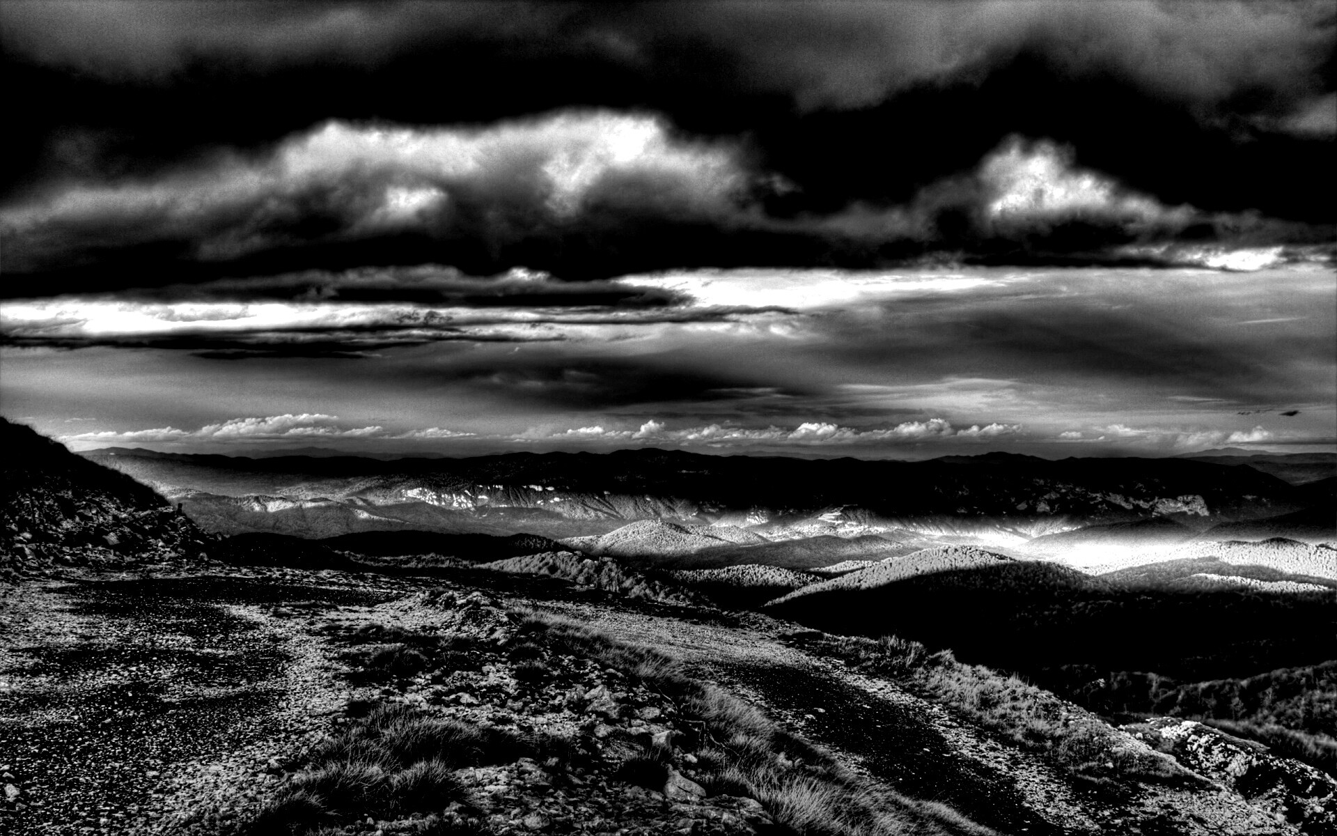 Горы в HDR обои