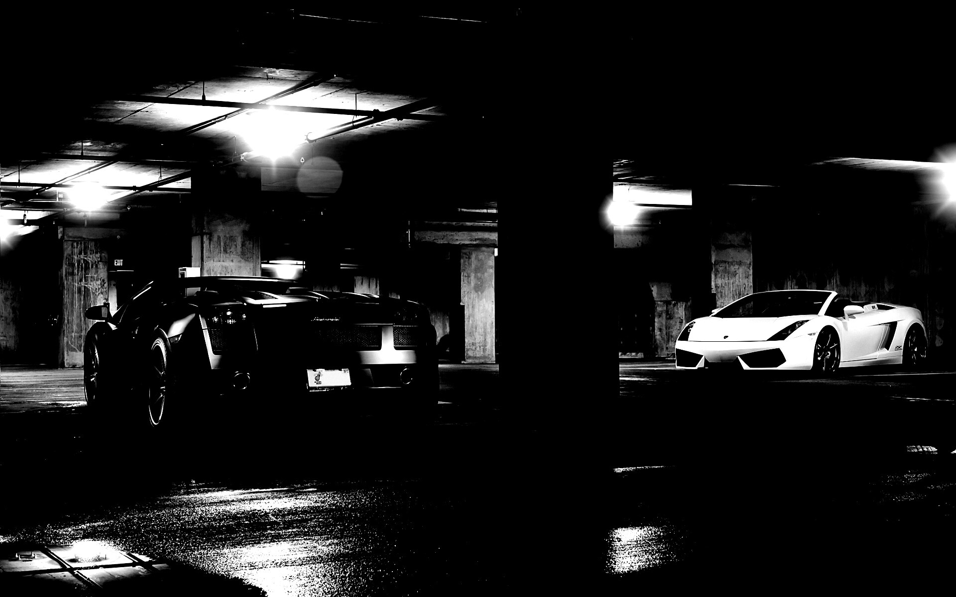 Ламборджини на подземной парковке обои