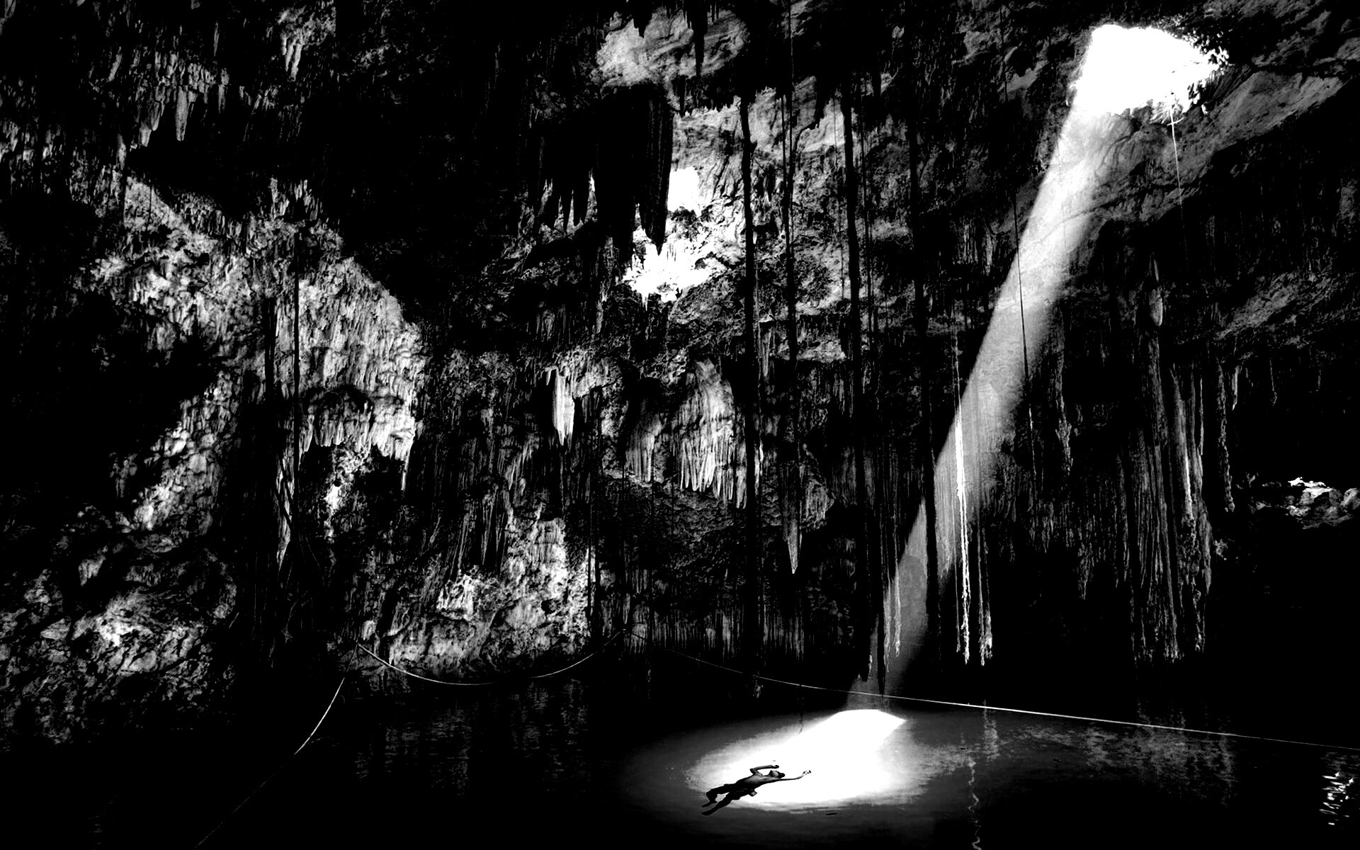 Пещера сталактитов обои