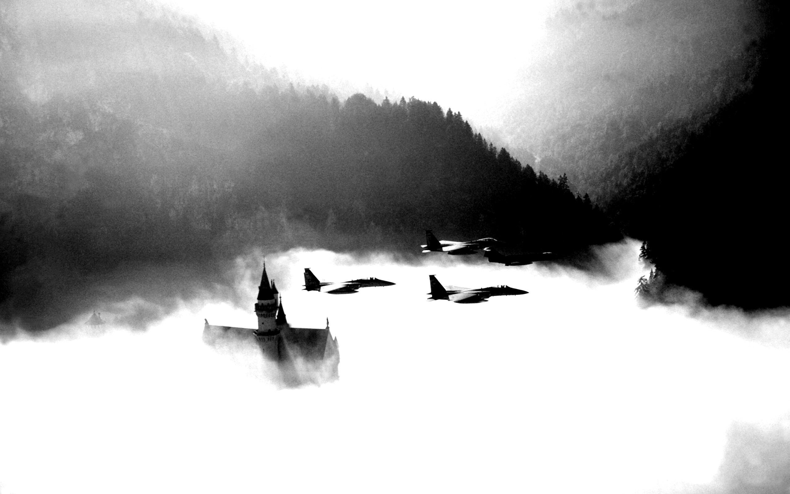 Истребители над замком обои