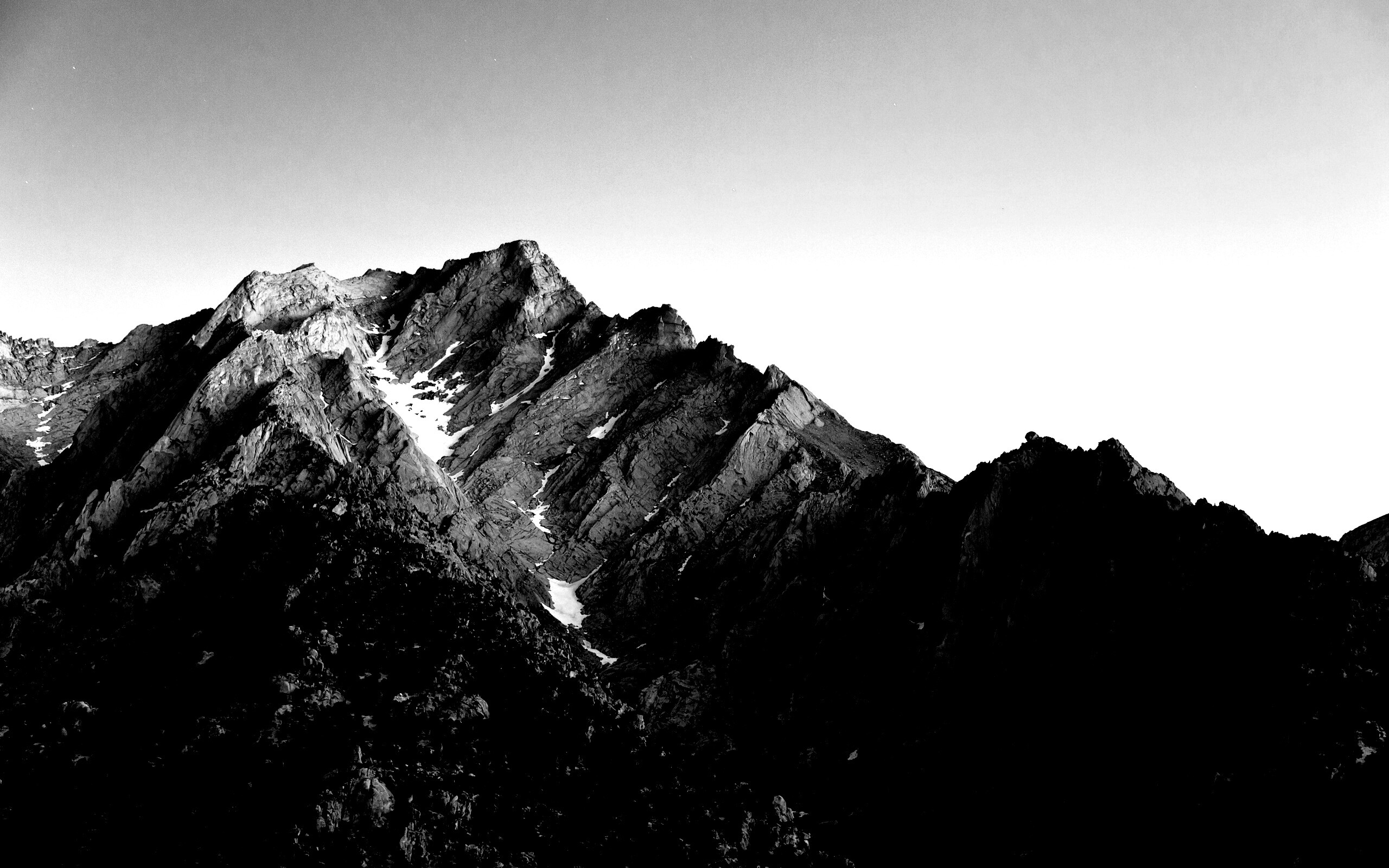 Розовые горы обои