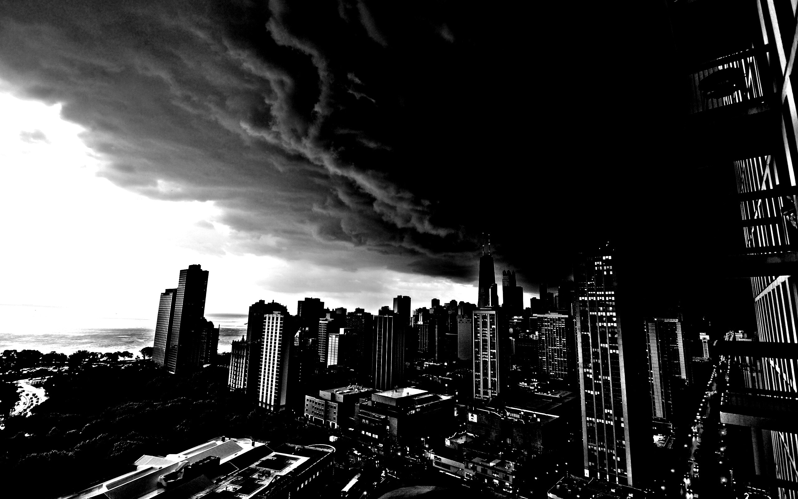 Туча над городом обои