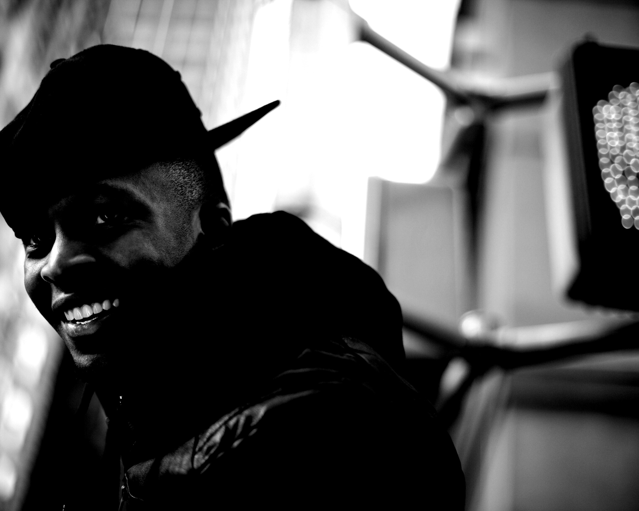 Веселый негр обои