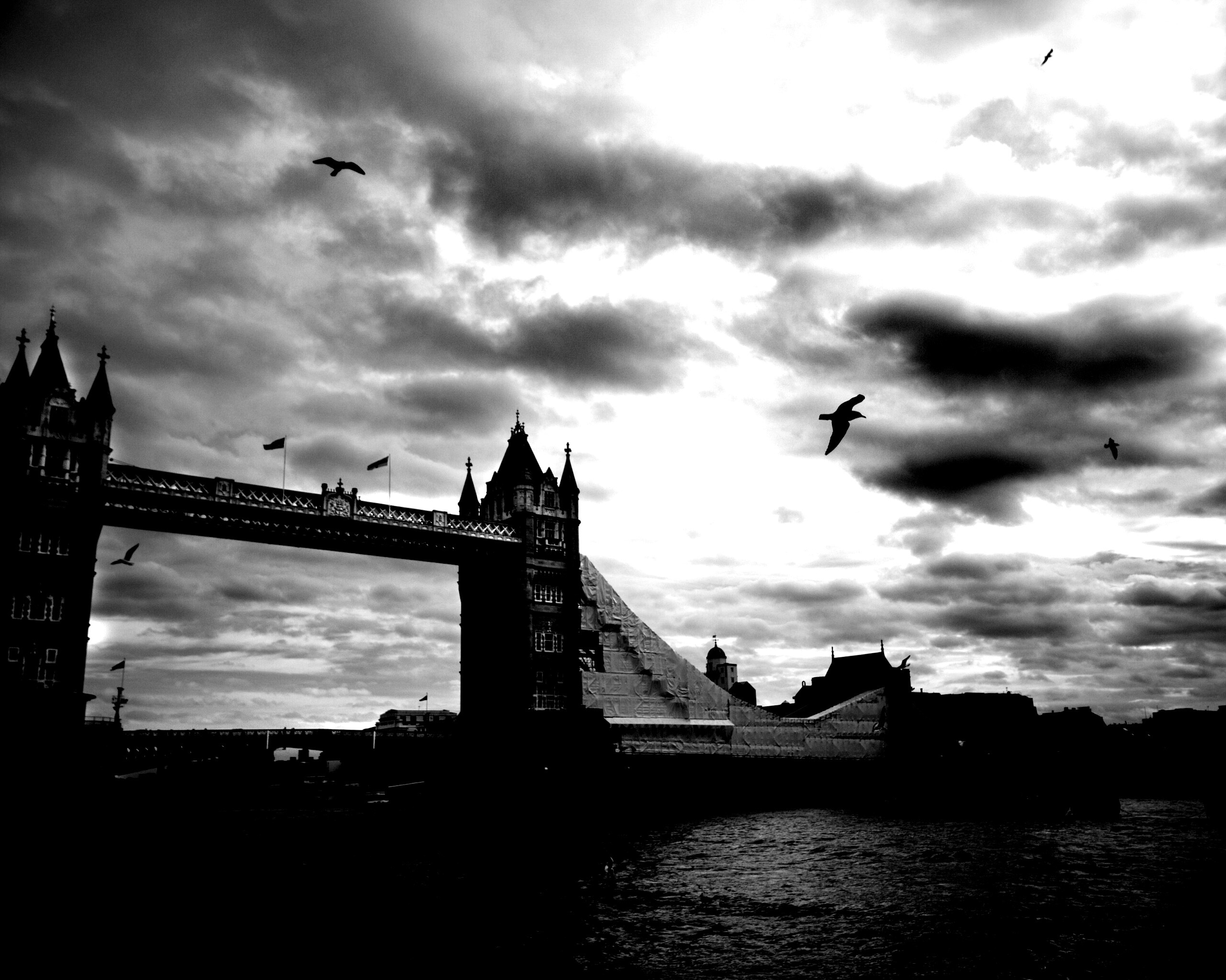 Tower Brigde на реконструкции обои