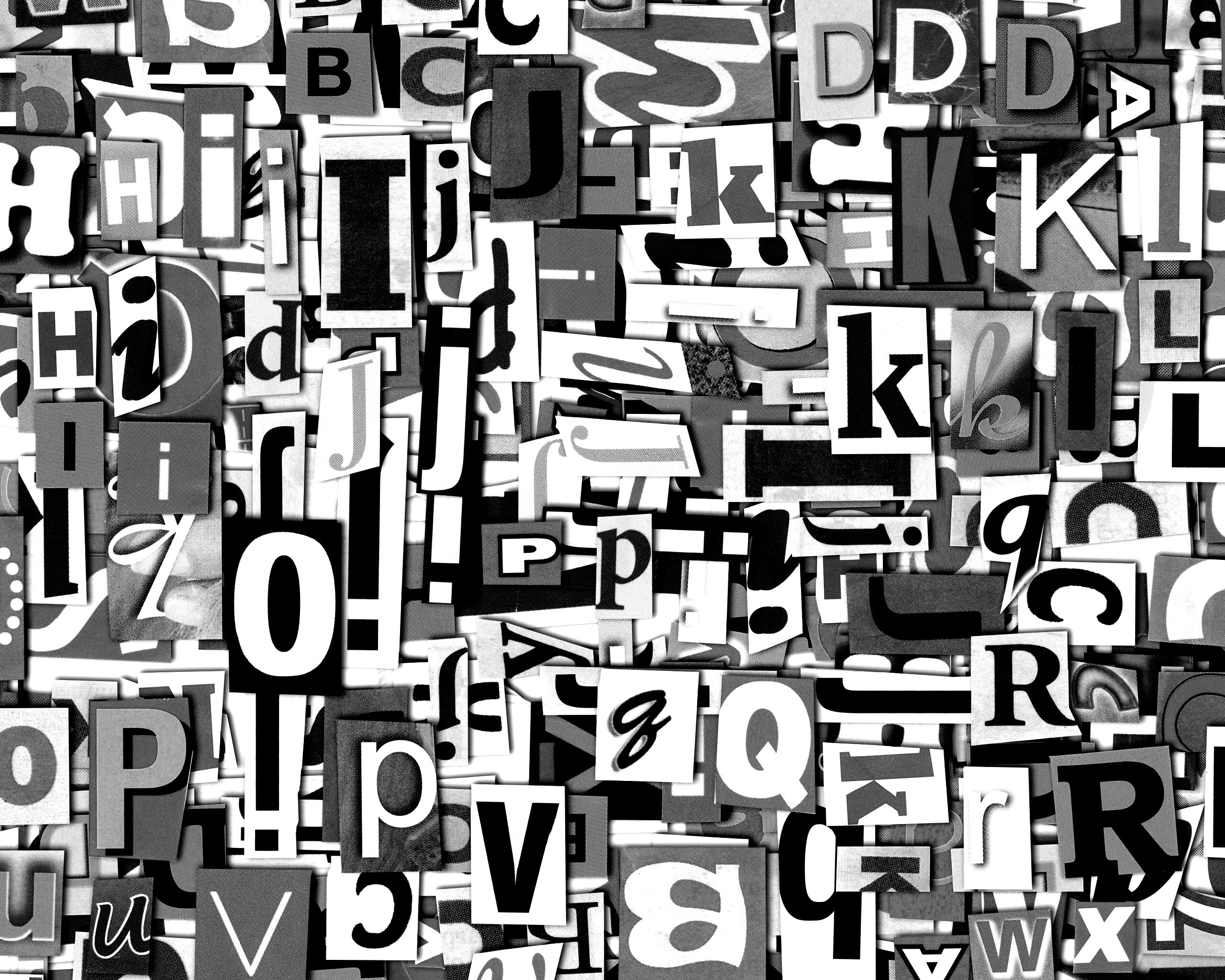 Буквы вырезанные из журналов обои