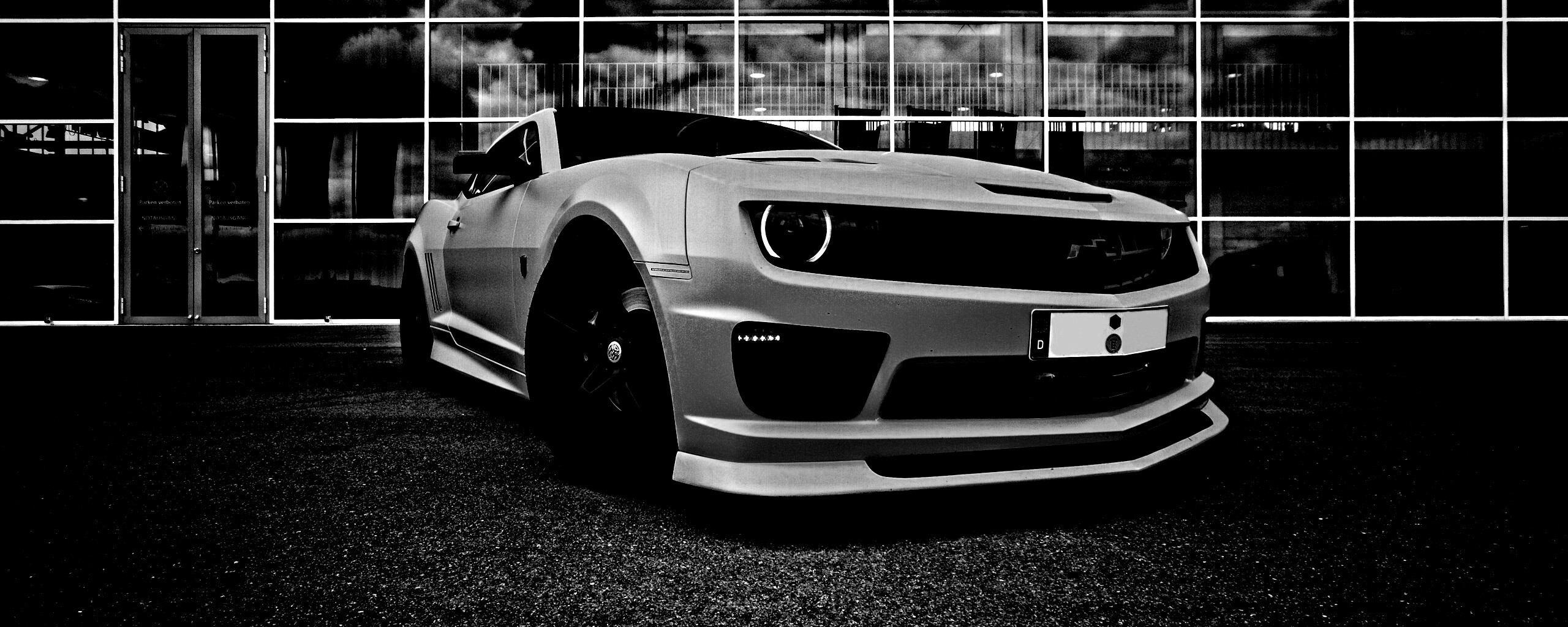 Желтый монстр обои