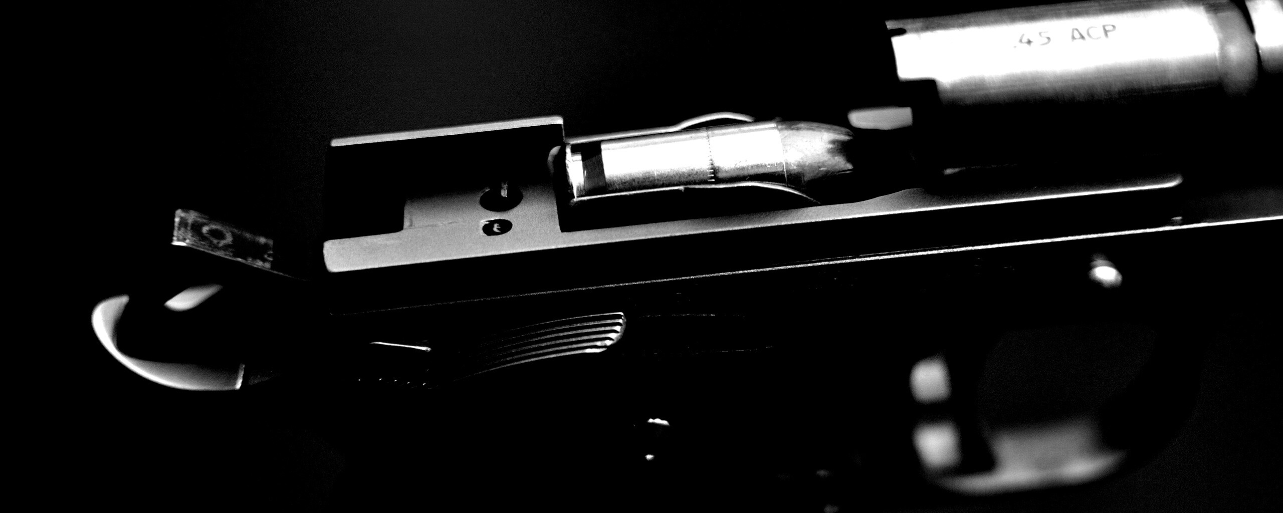 Разобранный пистолет обои